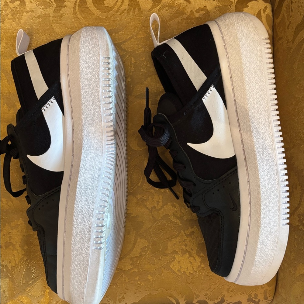 Nike Women's sneakers size 7 - Picture 12 of 14